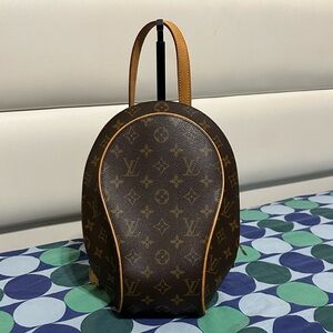 Louis Vuitton. Ellipse Monogram Backpack